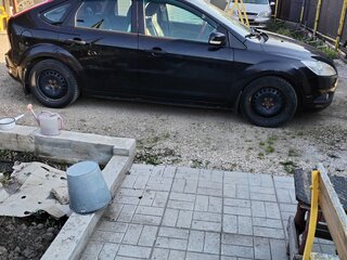 2010 Ford Focus II Рестайлинг, чёрный, 392000 рублей, вид 3