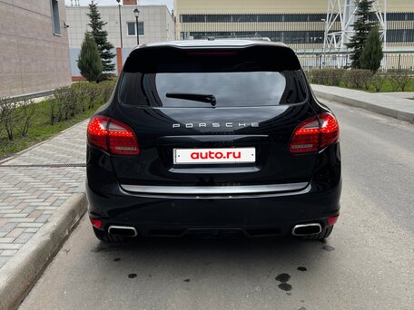 2011 Porsche Cayenne II (958), чёрный, 1799999 рублей, вид 4