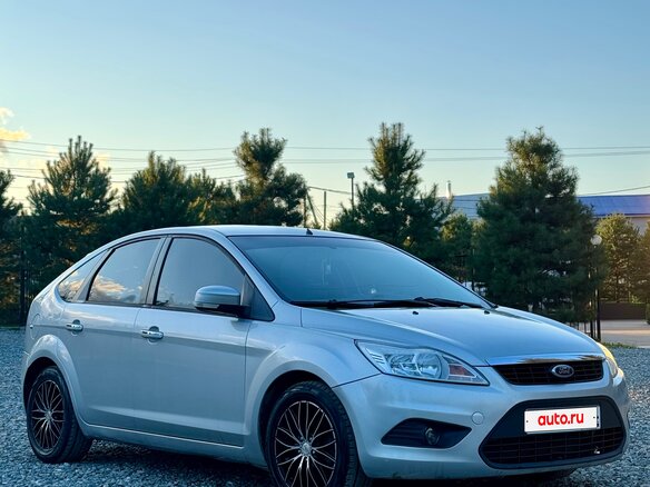 2010 Ford Focus II Рестайлинг, серебристый, 559000 рублей