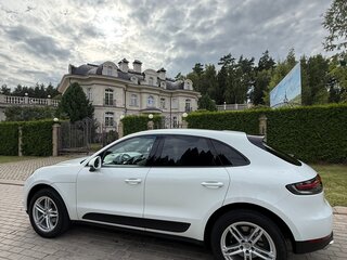 2021 Porsche Macan I Рестайлинг, белый, 5700000 рублей, вид 3