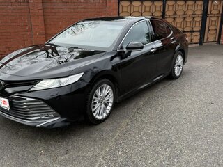 2020 Toyota Camry VIII (XV70), чёрный, 3000000 рублей, вид 1