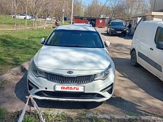 2019 Kia Optima IV Рестайлинг, белый, 1100000 рублей, вид 1