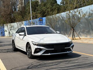 2023 Hyundai Elantra VII (CN7) Рестайлинг, белый, 1150000 рублей, вид 3