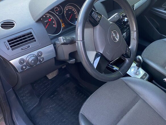 2010 Opel Astra H Рестайлинг, серый, 530000 рублей - вид 10