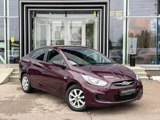 2013 Hyundai Solaris I, фиолетовый, 810000 рублей, вид 3