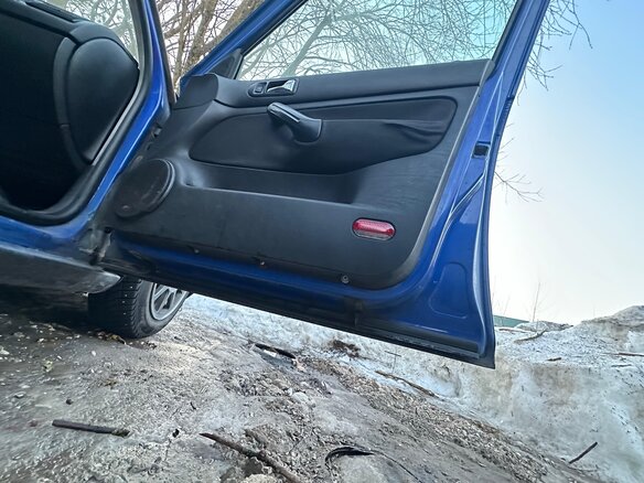 1998 Volkswagen Golf IV, синий, 215000 рублей - вид 14