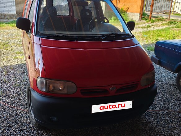 2000 Nissan Vanette Cargo III, красный, 319000 рублей - вид 1