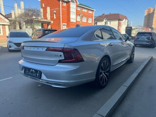 2020 Volvo S90 II Рестайлинг, серебристый, 5200000 рублей, вид 4