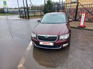 2010 Skoda Superb II, красный, 750000 рублей, вид 1