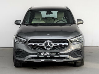2020 Mercedes-Benz GLA 200 II (H247), серый, 3430000 рублей, вид 2