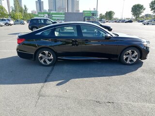 2018 Honda Accord X, чёрный, 2000000 рублей, вид 4