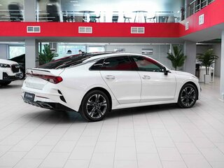 2021 Kia K5 III, белый, 2450000 рублей, вид 2
