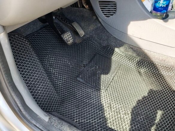 2007 Peugeot 107 I, серебристый, 700000 рублей - вид 24