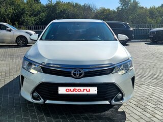 2016 Toyota Camry VII (XV50) Рестайлинг, белый, 1875000 рублей, вид 2