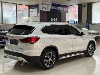 2022 BMW X1 Long 20Li sDrive II (F48) Рестайлинг, белый, 2455000 рублей, вид 4