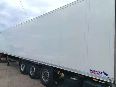 2017 Schmitz Cargobull SKO, белый, 5850000 рублей, вид 4