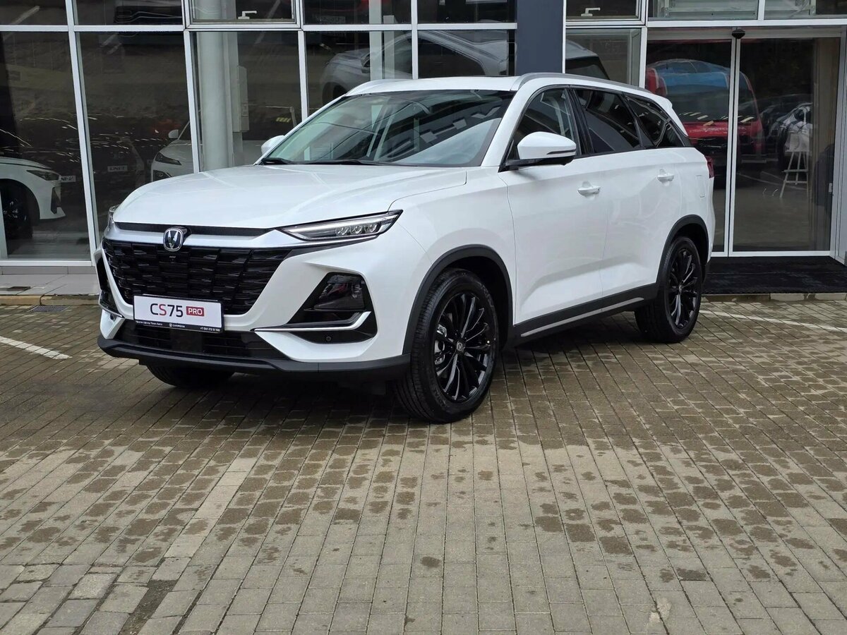 Открыть фотографии: Changan CS75 Pro