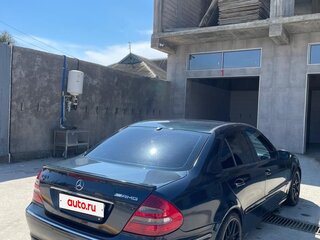 2002 Mercedes-Benz E-Класс 320 III (W211, S211), чёрный, 780000 рублей, вид 2