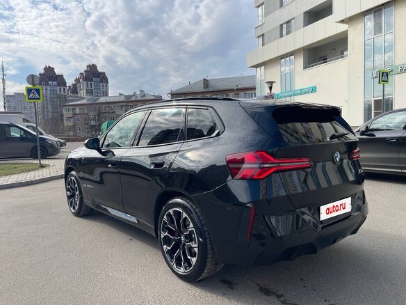 2024 BMW X3 20i xDrive IV (G45/G48), чёрный, 8700078 рублей - вид 2