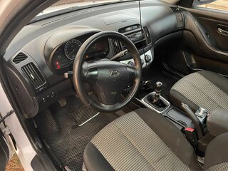 2010 Hyundai Elantra IV (HD), белый, 460000 рублей, вид 5