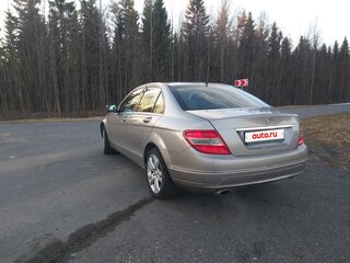2007 Mercedes-Benz C-Класс 200 III (W204), серый, 900000 рублей, вид 4