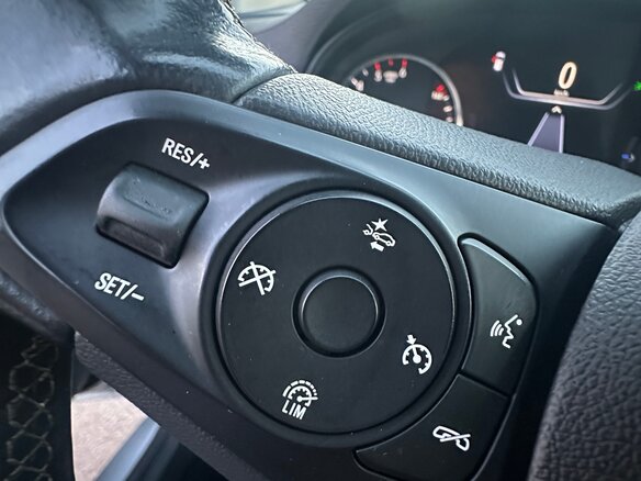 2021 Opel Astra K Рестайлинг, серебристый, 1535000 рублей - вид 17