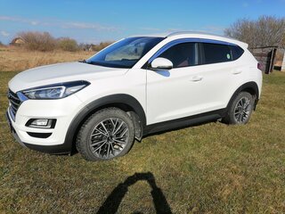 2018 Hyundai Tucson III Рестайлинг, белый, 2100000 рублей, вид 1