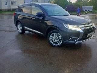 2016 Mitsubishi Outlander III Рестайлинг 2, чёрный, 1690000 рублей, вид 1