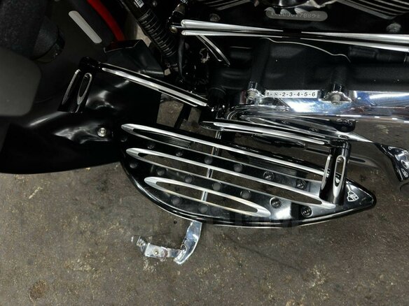 2018 Harley-Davidson Street Glide, серебристый, 1740000 рублей - вид 27