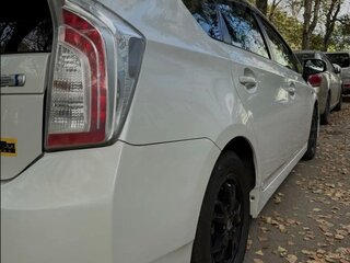 2013 Toyota Prius III Рестайлинг (XW30), белый, 1200000 рублей, вид 5