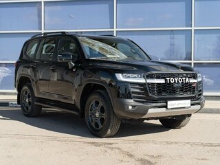 2026 Toyota Land Cruiser 300 Series, чёрный, 15400000 рублей, вид 3
