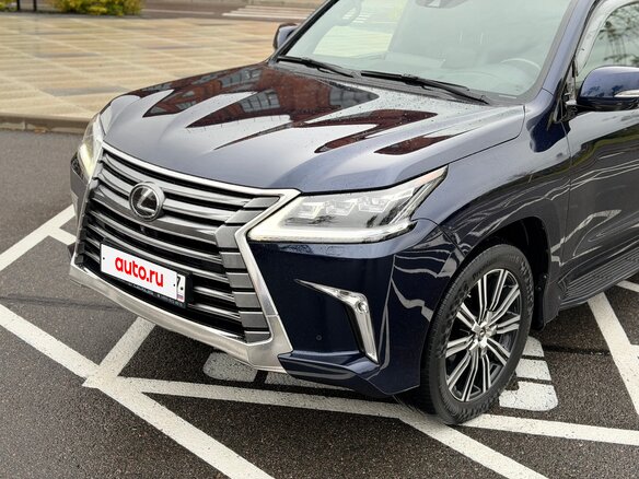 2018 Lexus LX 570 III Рестайлинг 2, синий, 7145000 рублей - вид 5