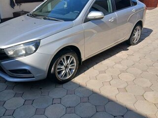 2018 Lada (ВАЗ) Vesta I, серебристый, 820000 рублей, вид 1
