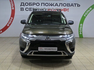 2019 Mitsubishi Outlander III Рестайлинг 3, коричневый, 1830000 рублей, вид 2