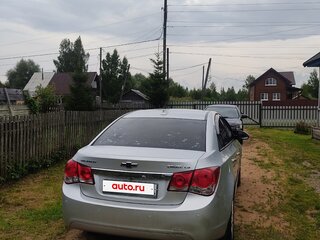 2012 Chevrolet Cruze I, серебристый, 750000 рублей, вид 4