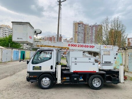 2002 Fuso (Mitsubishi) Canter, белый, 4200000 рублей, вид 2