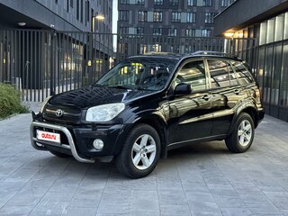 2004 Toyota RAV4 II (XA20) Рестайлинг, чёрный, 950000 рублей, вид 1