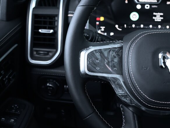 2026 Ram 1500 Crew Cab V Рестайлинг, красный, 12590000 рублей - вид 25