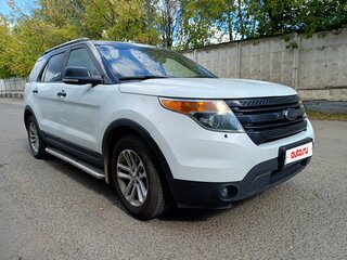 2014 Ford Explorer V, белый, 1600000 рублей, вид 1