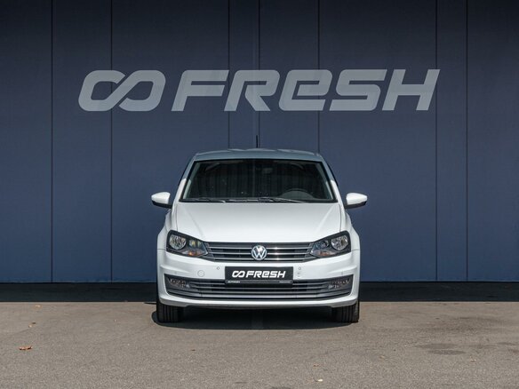 2017 Volkswagen Polo V Рестайлинг, белый, 1150000 рублей - вид 2