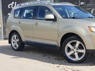 2008 Mitsubishi Outlander II, бежевый, 1050000 рублей, вид 3