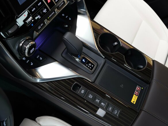 2025 Lexus LX 700h IV, серый - вид 15