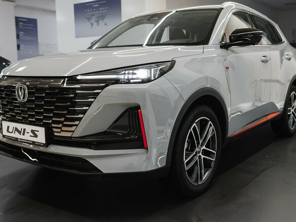 2025 Changan UNI-S I, серый, 3209900 рублей - вид 12