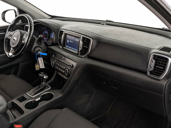 2017 Kia Sportage IV, белый - вид 12