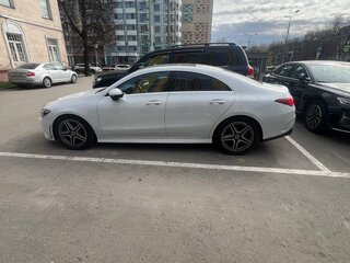 2020 Mercedes-Benz CLA 200 II (C118, X118), белый, 3350000 рублей, вид 2