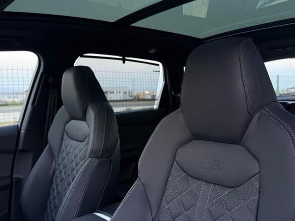 2026 Audi Q7 45 TFSI II (4M) Рестайлинг 2, серый, 11200000 рублей - вид 12