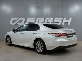 2020 Toyota Camry VIII (XV70), белый, 2619000 рублей, вид 2