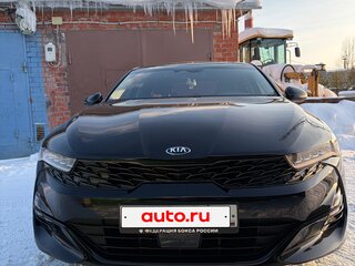 2020 Kia K5 III, чёрный, 2590000 рублей, вид 4