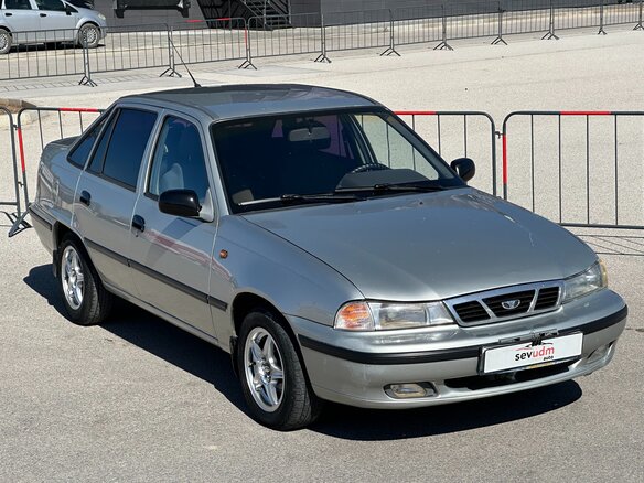 2007 Daewoo Nexia I, серебристый, 247000 рублей - вид 3