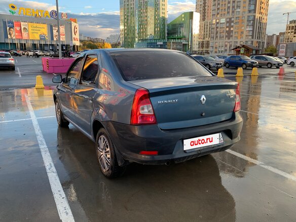 2011 Renault Logan I Рестайлинг, синий, 330000 рублей - вид 3